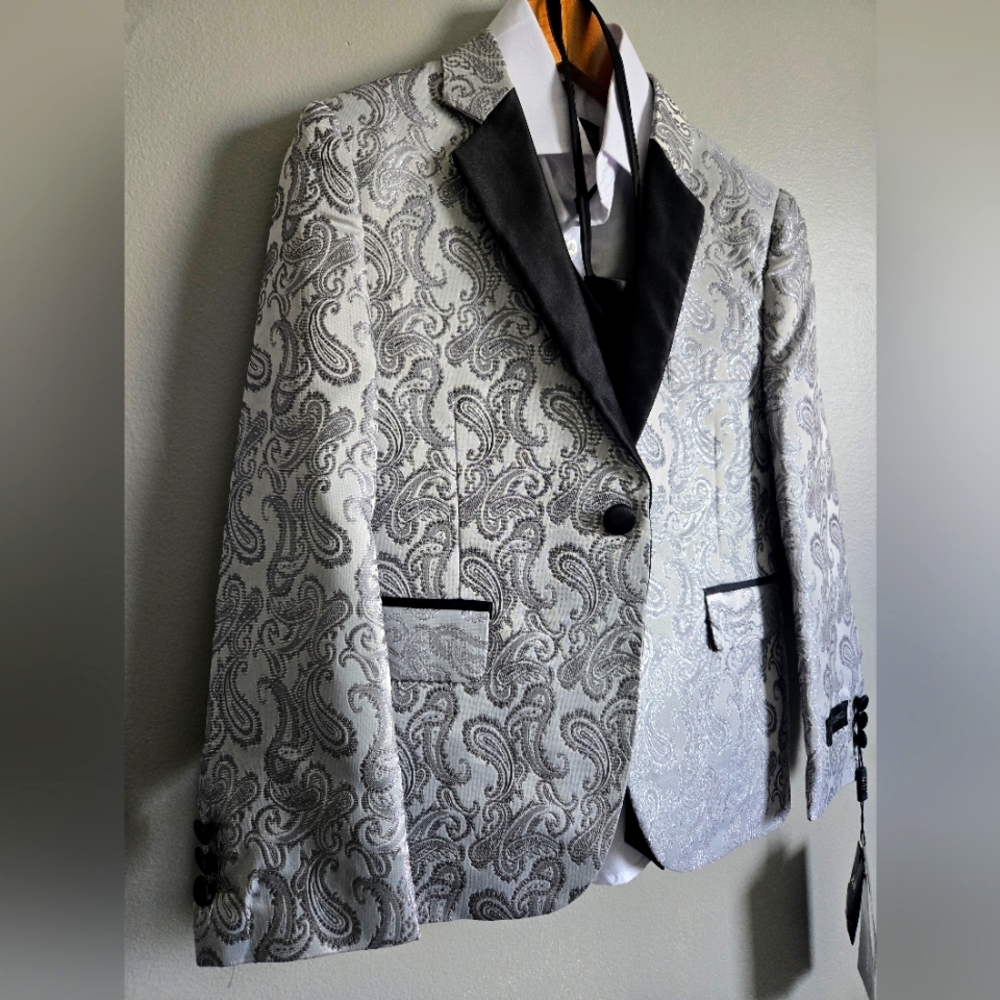 Fashionable Boys Suit Set SZ 7